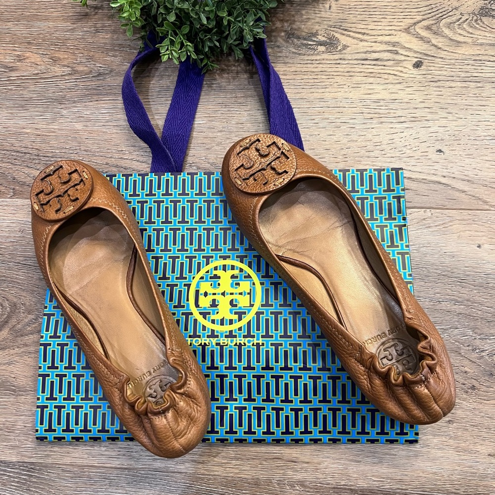Tory Burch - camel color Miller ballet flats size 8.5